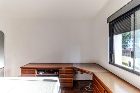 Apartamento à venda com 260m², 4 quartos e 3 vagasQuarto 2