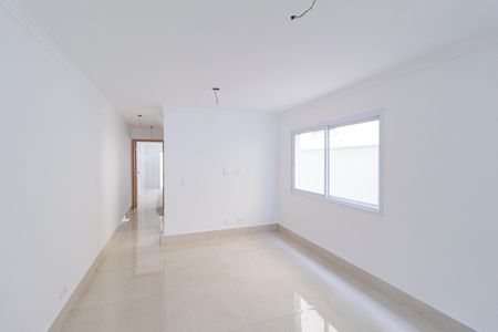 Casa à venda com 145m², 3 quartos e 4 vagasSala