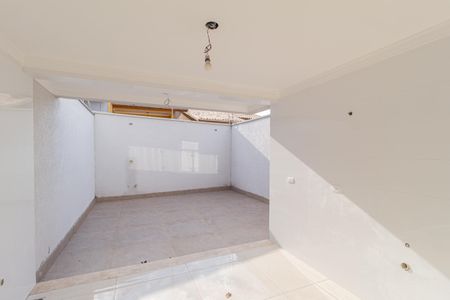Casa à venda com 145m², 3 quartos e 4 vagasÁrea de serviço
