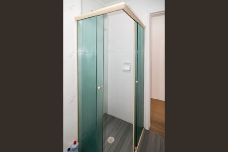 Studio à venda com 33m², 1 quarto e sem vaga Studio à venda com 33m², 1 quarto e sem vagaBanheiro / Área de Serviço