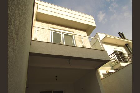 Casa à venda com 145m², 3 quartos e 4 vagasÁrea Externa