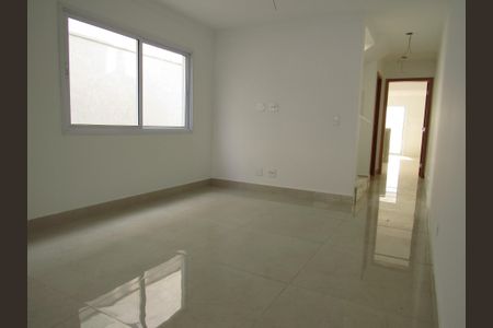 Casa à venda com 145m², 3 quartos e 4 vagasSala
