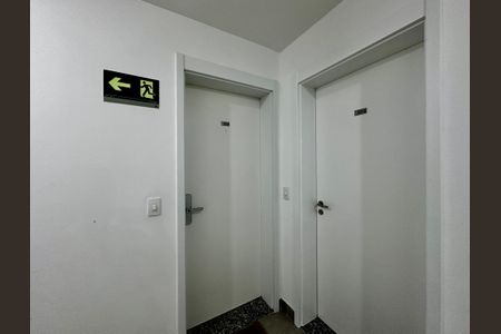 Apartamento à venda com 53m², 2 quartos e 1 vaga Apartamento à venda com 53m², 2 quartos e 1 vagaHall Apartamento