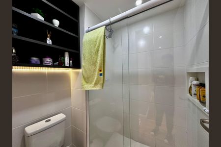 Apartamento à venda com 53m², 2 quartos e 1 vaga Apartamento à venda com 53m², 2 quartos e 1 vagaBanheiro