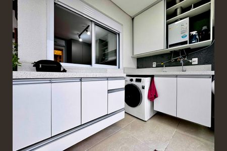 Apartamento à venda com 53m², 2 quartos e 1 vaga Apartamento à venda com 53m², 2 quartos e 1 vagaÁrea de Serviço