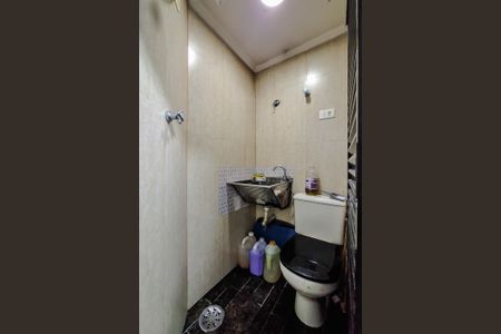 Apartamento à venda com 144m², 2 quartos e 2 vagas Apartamento à venda com 144m², 2 quartos e 2 vagasBanheiro de serviço