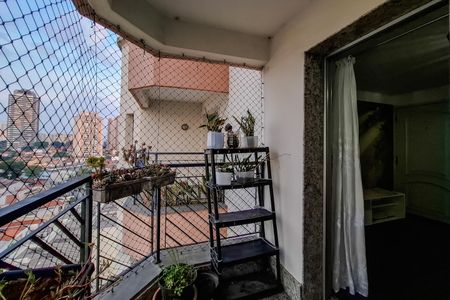 Apartamento à venda com 144m², 2 quartos e 2 vagas Apartamento à venda com 144m², 2 quartos e 2 vagasSacada Sala