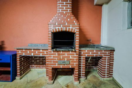 Apartamento à venda com 144m², 2 quartos e 2 vagas Apartamento à venda com 144m², 2 quartos e 2 vagasÁrea comum - Churrasqueira