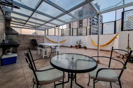 Apartamento à venda com 144m², 2 quartos e 2 vagas Apartamento à venda com 144m², 2 quartos e 2 vagasVaranda da Sala