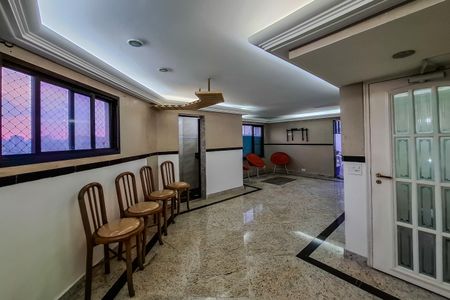 Apartamento à venda com 144m², 2 quartos e 2 vagas Apartamento à venda com 144m², 2 quartos e 2 vagasPiso Superior