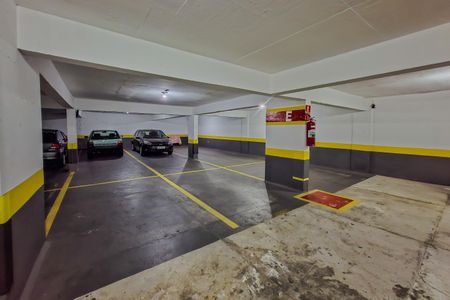 Apartamento à venda com 144m², 2 quartos e 2 vagas Apartamento à venda com 144m², 2 quartos e 2 vagasGaragem