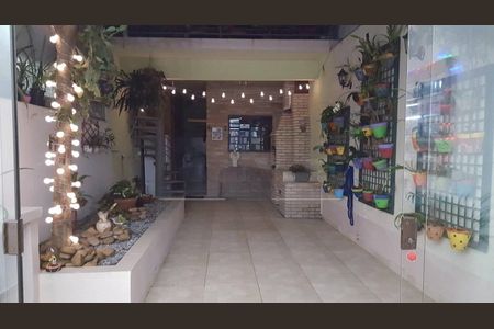 Casa à venda com 3 quartos, 180m² em Barra Funda, São Paulo
