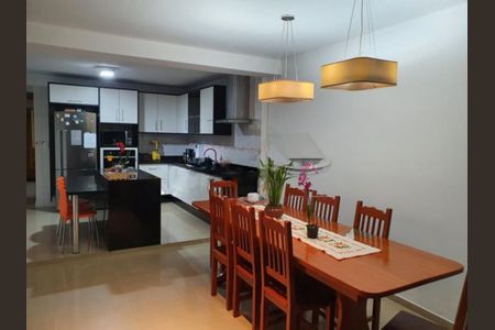 Casa à venda com 3 quartos, 180m² em Barra Funda, São Paulo