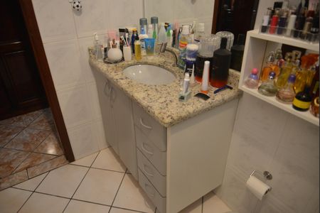 Casa à venda com 267m², 4 quartos e 4 vagasBanheiro da Suíte