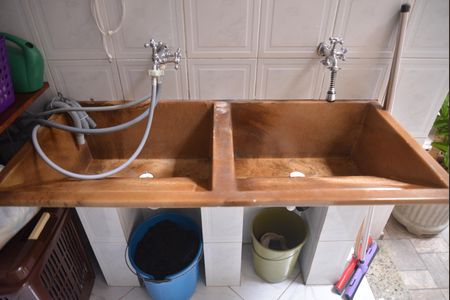 Casa à venda com 267m², 4 quartos e 4 vagasÁrea de Serviço