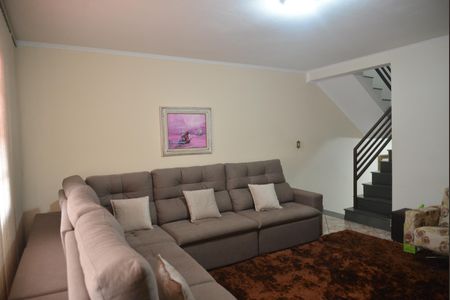 Casa à venda com 267m², 4 quartos e 4 vagasSala