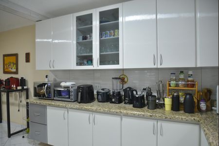 Casa à venda com 267m², 4 quartos e 4 vagasCozinha