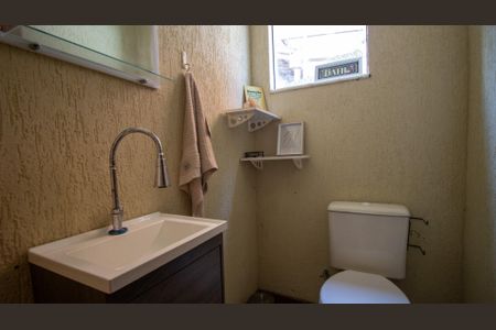 Casa de condomínio para alugar com 150m², 3 quartos e 2 vagas Casa de condomínio para alugar com 150m², 3 quartos e 2 vagasLavabo