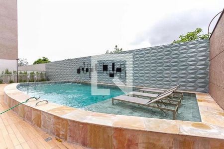 Apartamento à venda com 35m², 2 quartos e sem vagaÁrea comum - Piscina