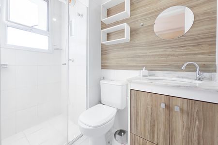 Apartamento para alugar com 69m², 3 quartos e 1 vaga Apartamento para alugar com 69m², 3 quartos e 1 vagaBanheiro da Suíte