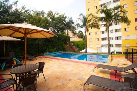Apartamento à venda com 60m², 3 quartos e 1 vagaÁrea comum - Piscina