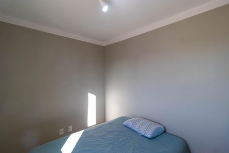 Apartamento à venda com 60m², 3 quartos e 1 vagaQuarto 02