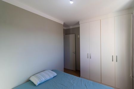 Apartamento à venda com 60m², 3 quartos e 1 vagaQuarto 02