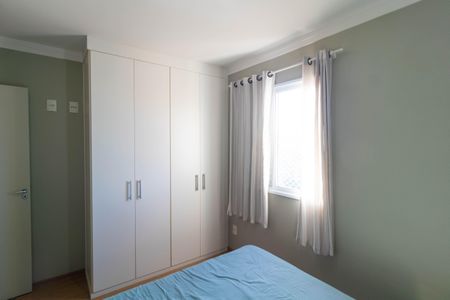 Apartamento à venda com 60m², 3 quartos e 1 vagaQuarto 02