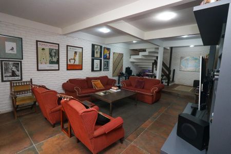 Casa à venda com 500m², 5 quartos e 2 vagasSala de TV