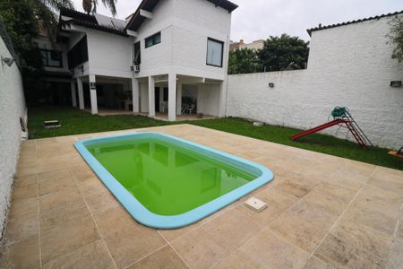 Casa à venda com 500m², 5 quartos e 2 vagasPiscina