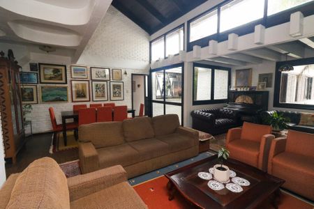 Casa à venda com 500m², 5 quartos e 2 vagasSala