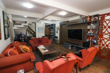 Casa à venda com 500m², 5 quartos e 2 vagasSala de TV