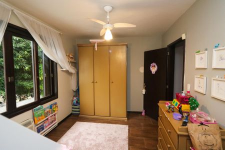 Casa à venda com 500m², 5 quartos e 2 vagasQuarto 1