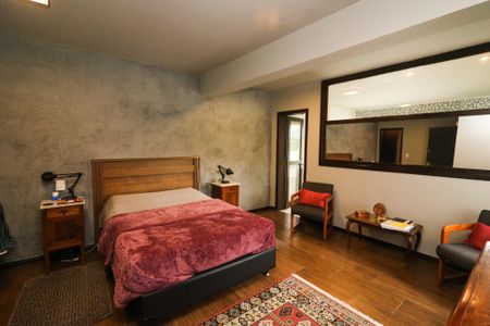 Casa à venda com 500m², 5 quartos e 2 vagasQuarto Suíte