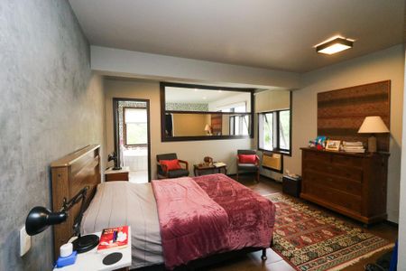 Casa à venda com 500m², 5 quartos e 2 vagasQuarto Suíte