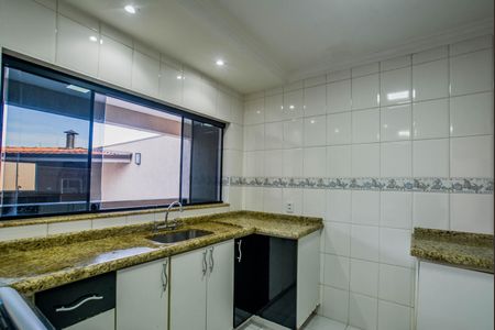 Casa à venda com 430m², 5 quartos e 10 vagasCozinha