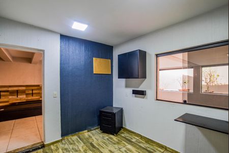 Casa à venda com 430m², 5 quartos e 10 vagasQuarto de Serviço