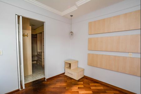 Casa à venda com 430m², 5 quartos e 10 vagasQuarto Suíte