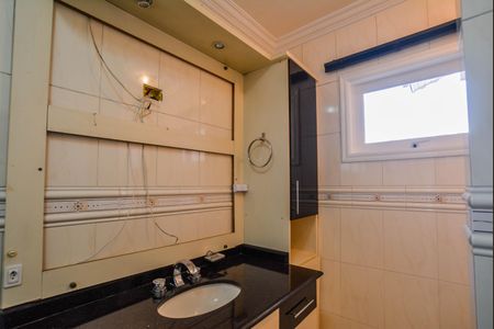 Casa à venda com 430m², 5 quartos e 10 vagasBanheiro da Suíte