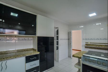 Casa à venda com 430m², 5 quartos e 10 vagasCozinha