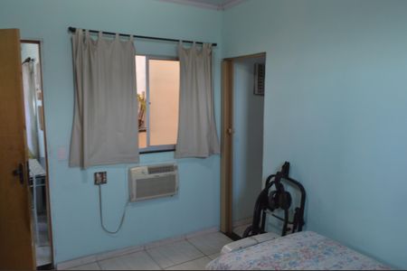 Casa à venda com 200m², 9 quartos e sem vaga Casa à venda com 200m², 9 quartos e sem vagaQuarto 1