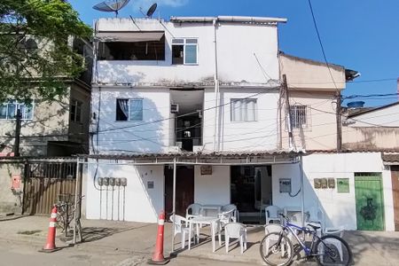 Casa à venda com 200m², 9 quartos e sem vaga Casa à venda com 200m², 9 quartos e sem vagaFachada