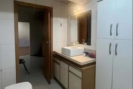 Casa à venda com 220m², 4 quartos e 5 vagas Casa à venda com 220m², 4 quartos e 5 vagasFoto 11