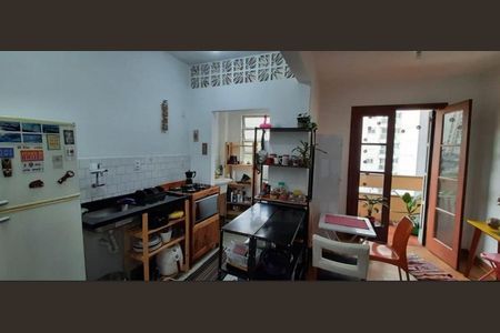Apartamento à venda com 70m², 2 quartos e sem vagaFoto 02