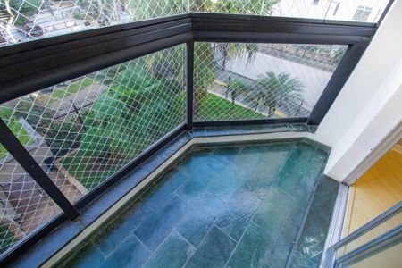 Apartamento à venda com 82m², 3 quartos e 1 vagaVaranda