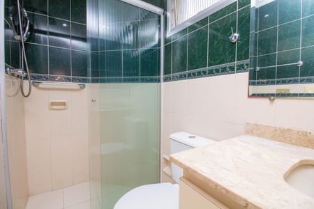 Apartamento à venda com 82m², 3 quartos e 1 vagaBanheiro da Suíte