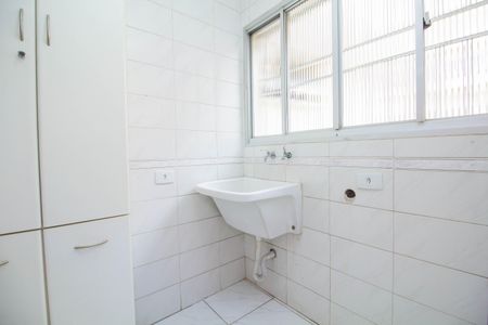 Apartamento à venda com 82m², 3 quartos e 1 vagaÁrea de Serviço