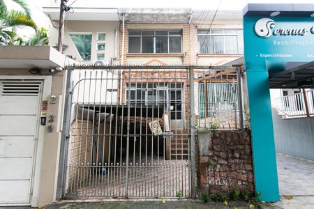 Casa à venda com 150m², 2 quartos e 1 vagaFachada