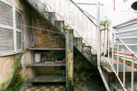 Casa à venda com 150m², 2 quartos e 1 vagaQuintal