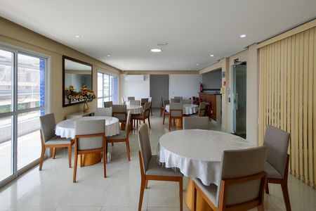 Apartamento para alugar com 87m², 2 quartos e 1 vaga Apartamento para alugar com 87m², 2 quartos e 1 vagaÁrea comum - Salão de festas